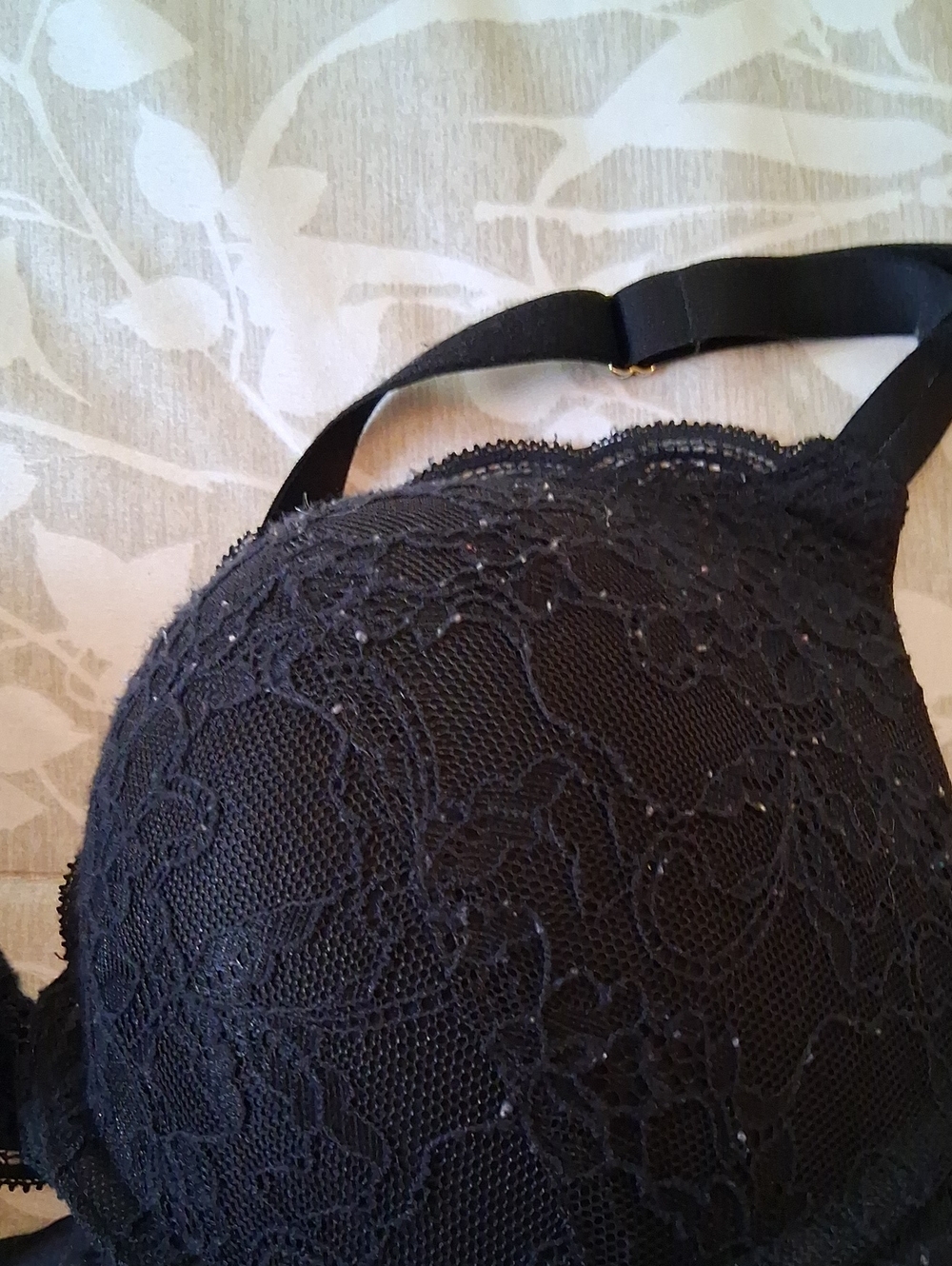 Set Of 3 Bras. - Picture 4 of 10